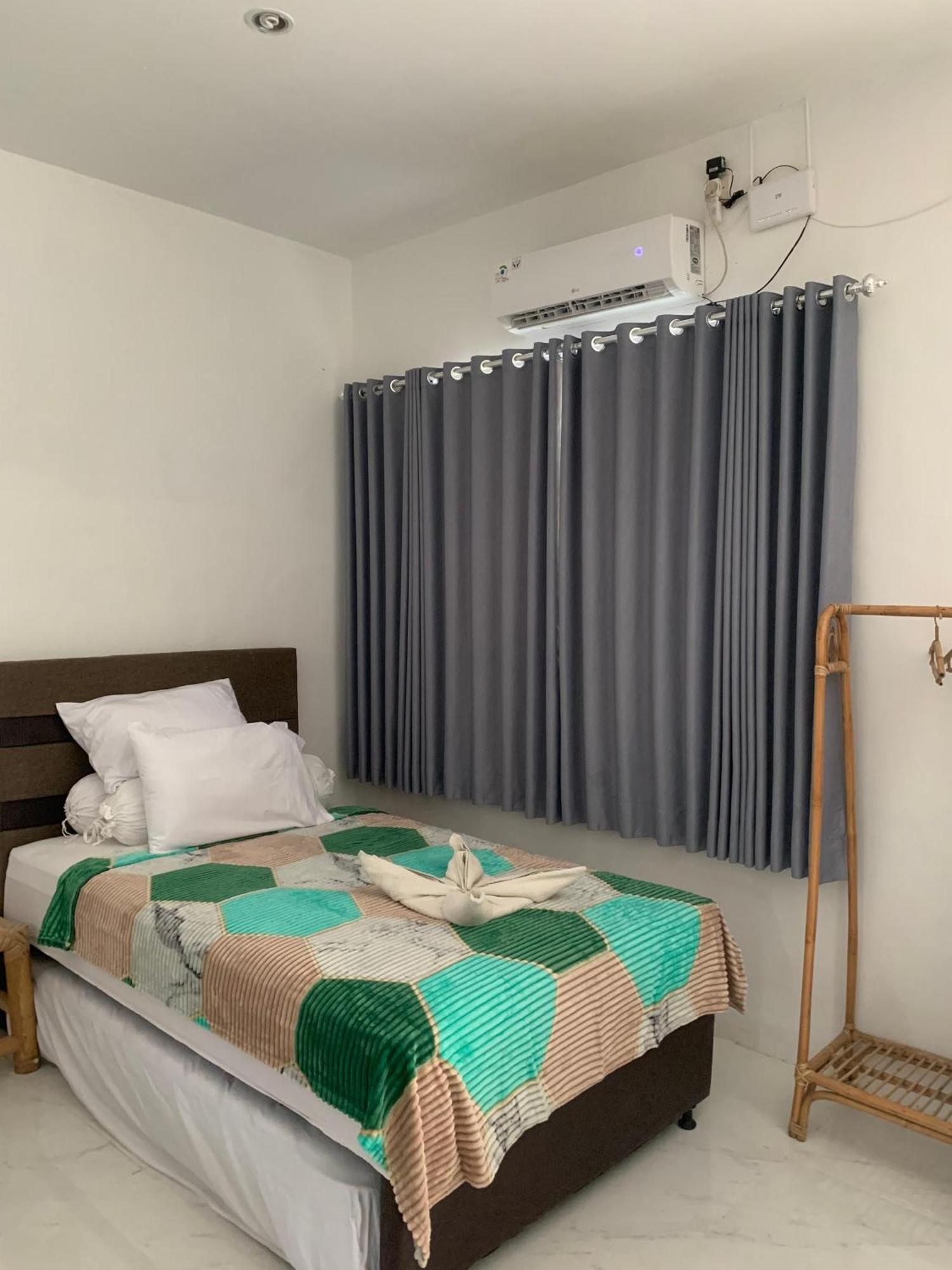 Hotel Gili Davidoff Skyline Gili Trawangan Exterior foto